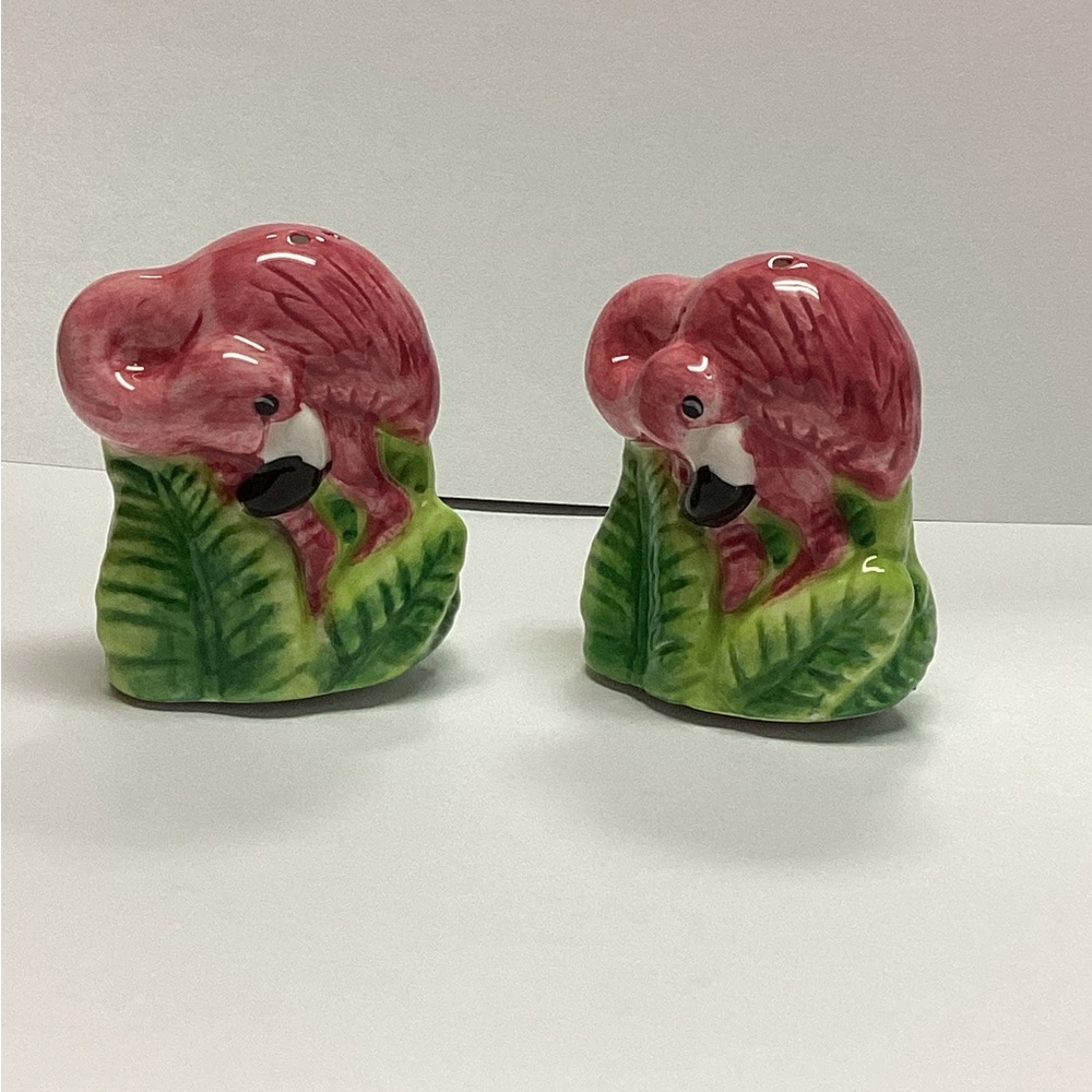 Flamingo mini Salt and Pepper Shakers 1 set